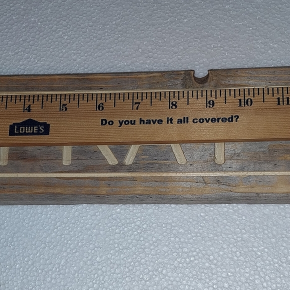 Wood Sign with engraved word PRAY. Was cut from reclaimed wood - Picture 4 of 5